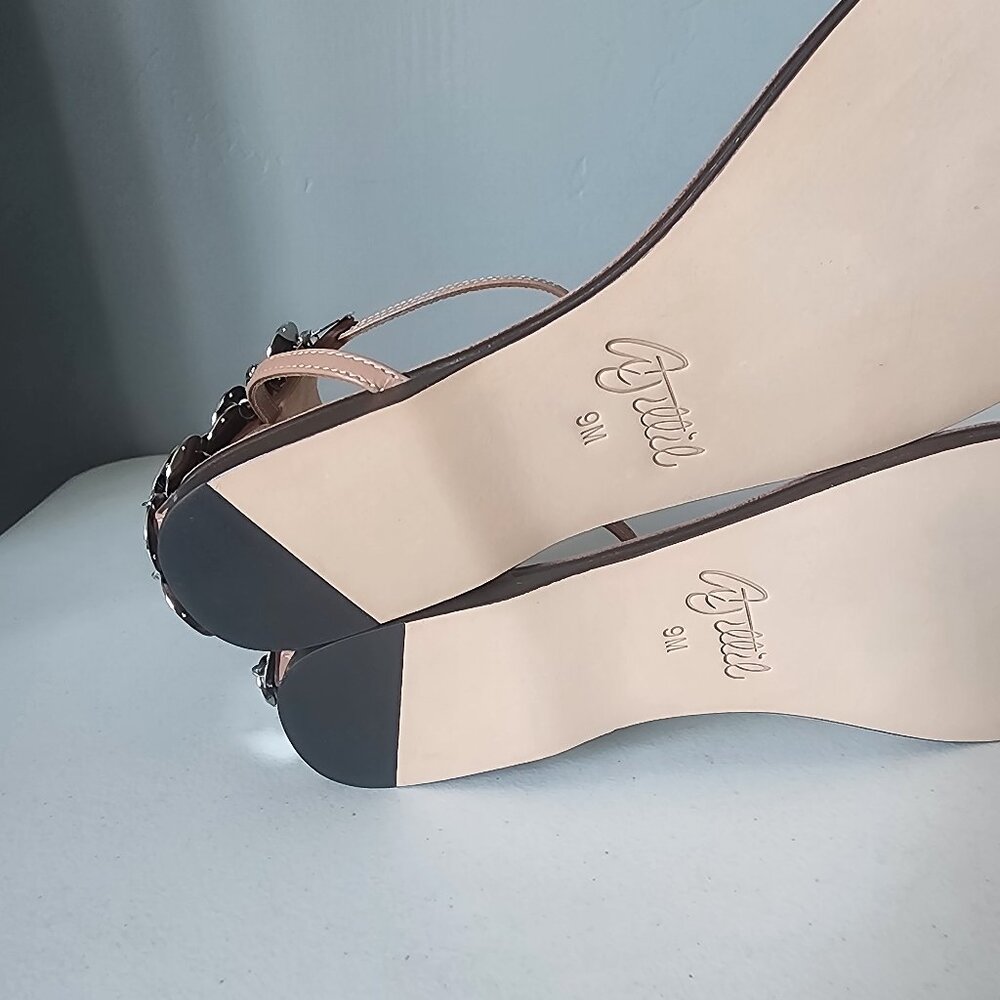 Aminah Sandals "NEW" - Picture 12 of 16